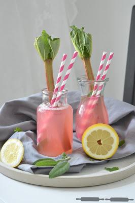 Rhabarber Minz Limonade / Rhubarb Mint Lemonade