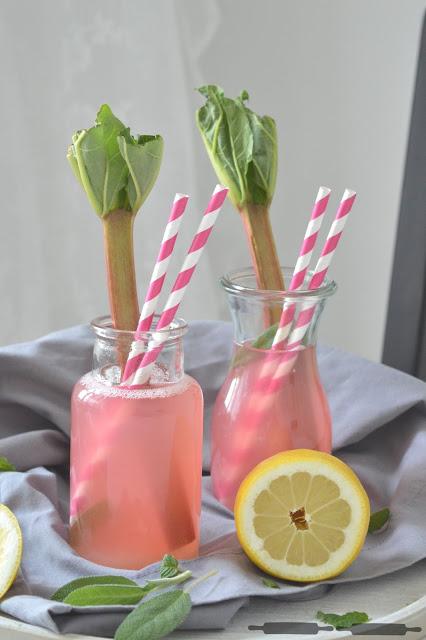 Rhabarber Minz Limonade / Rhubarb Mint Lemonade