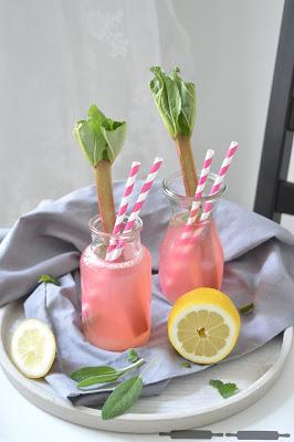 Rhabarber Minz Limonade / Rhubarb Mint Lemonade