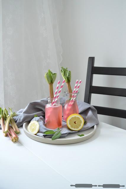 Rhabarber Minz Limonade / Rhubarb Mint Lemonade