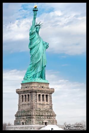 EISWUERFELIMSCHUH - Statue Of Liberty New York Freiheitsstatue Statue Cruises (57)