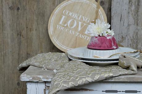 gefrorenes Törtchen mit Brombeeren / Frozen Blackberry Cake