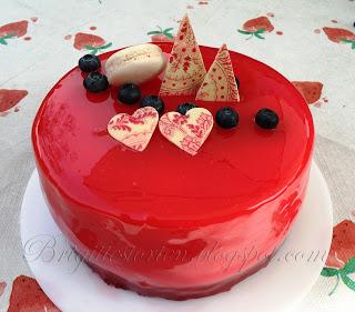Mirror Glaze cake / Spiegelglanz Torte