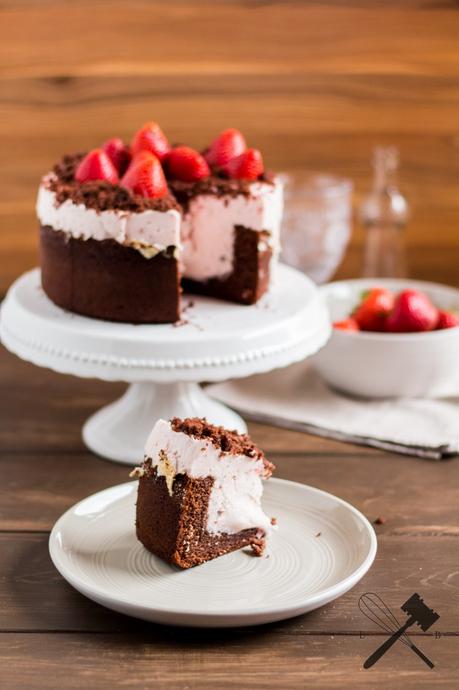 Schokoladen und Erdbeeren Torte