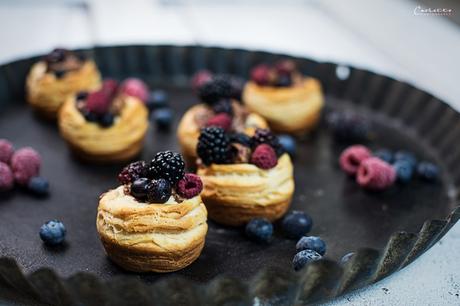 Buttermilch Beeren Törtchen