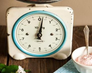 Profiteroles – Mini-Windbeutelchen mit Erdbeersahne