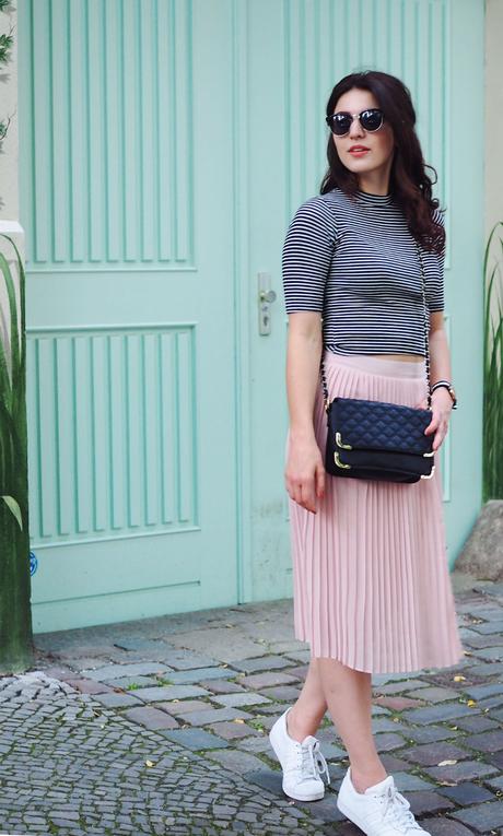 pleats and stripes ganz hoch