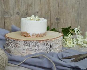 semi-frozen Holunder Törtchen / semi-frozen Elderflower Cake