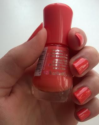 essence the gel nail polish 12 mandarine bay | Komplette Review (Base- & Topcoat)