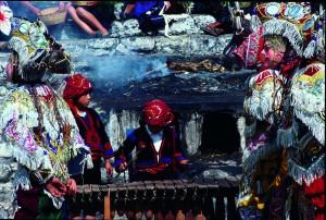 Traditionelle Zeremonie in Chichicastenango (Foto: Instituto Guatemalteco de Turismo)