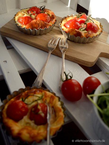 Tomaten-Tarteletts mit Ziegenkäse