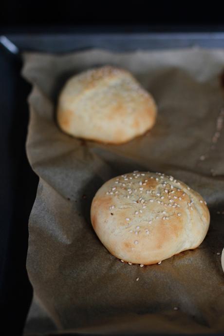 Burger Brötchen selber machen – Rezept für leicht süßliche Variante
