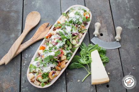 Italienischer Brotsalat