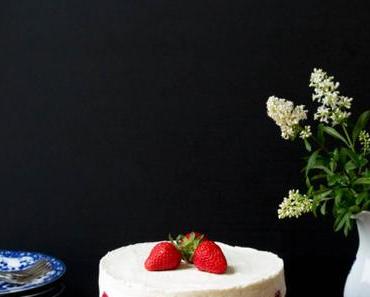 Strawberry chocolate cake