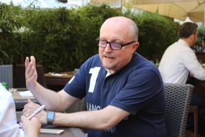 Klaus Piber- lieber Auslandsreisen statt protzigem Auto