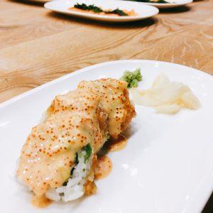 Sushi mit Scampi und Soße