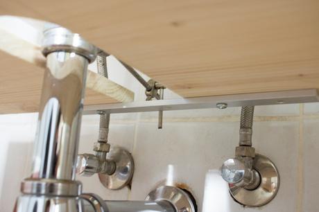 DIY | Waschbeckenregal für das Badezimmer bauen