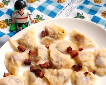 Wareniniki mit Kartoffel-Schalotten-Füllung