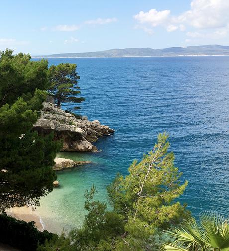 Travel: Croatian Coast Village Brela & Apart-Hotel Sunceva Postelja
