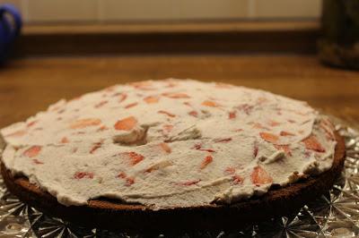 Erdbeer-Maulwurf-Torte Erdbeer-Maulwurf-Torte