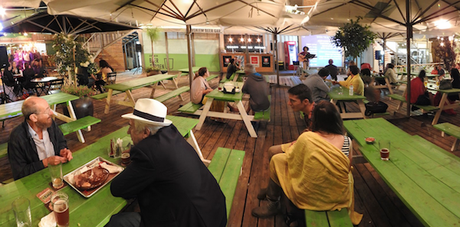 Ein Münchner Biergarten in Jerusalem