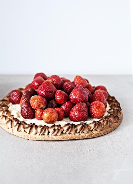 Mürbteig Tart mit Ricotta-Füllung + Erdbeeren