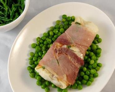 Kabeljau im Speckmantel mit Erbsen