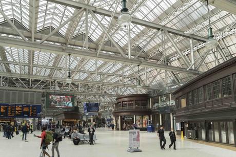 Glasgow Hauptbahnhof in Glasgow, Bahnhofshalle, 23.5.2016, Foto: Robert B. Fishman