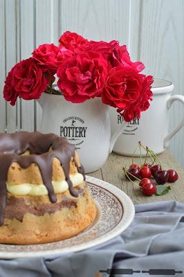 Donauwellen Gugelhupf mit Puddingcreme / Donauwellen Bundt Cake