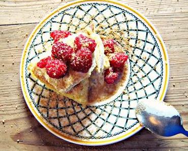 Himbeer Kuchen mit Vanille Eiscreme