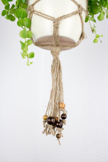 DIY | Makramee Blumenampel aus Juteschnur oder Paketschnur selber knüpfen