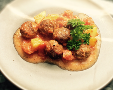 Kartoffeln mit Fleischbällchen