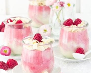 Weiße Schokolade-Himbeermousse