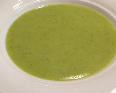 Zucchini-Curry-Suppe