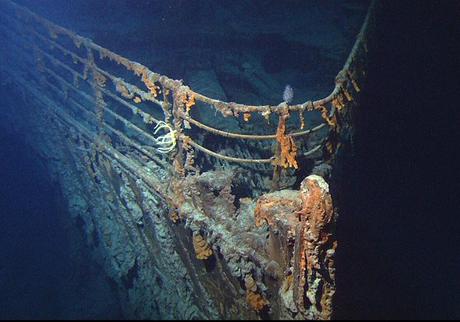 Der Bug der zerstörten Titanic, Juni 2004, gemeinfrei
