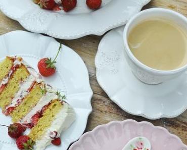 Süßes Glück! Erdbeer-Mandel-Torte mit Mascarponecreme