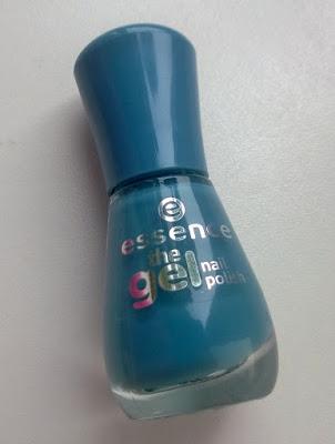 essence the gel nail polish 51 miss captain