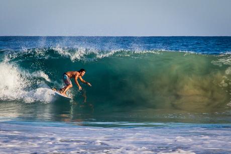 Surfer am Lopes Mendes auf der Ilha Grande