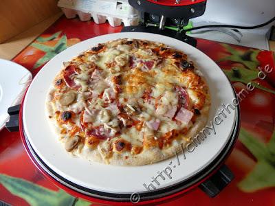 Pizza aus dem Masaniello Pizzamaker #Klarstein #Food #Technik
