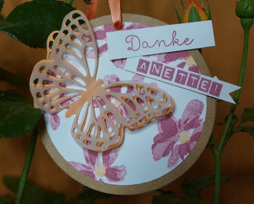 Blumiger Geschenkanhänger