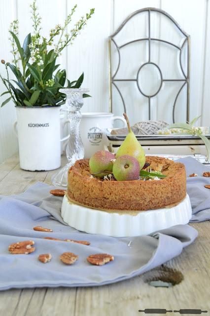 Birnen Mohn Kuchen mit Pecannüsse / Pear Cake with Poppy Seeds and Pecans