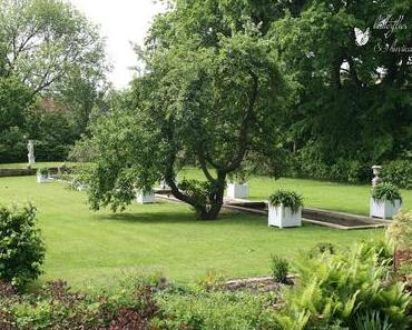 A hurricane: Monday Thoughts #40 Everything's changes but you