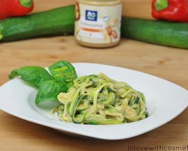 Zucchininudeln mit Erdnussmus – kohlenhdyratfrei