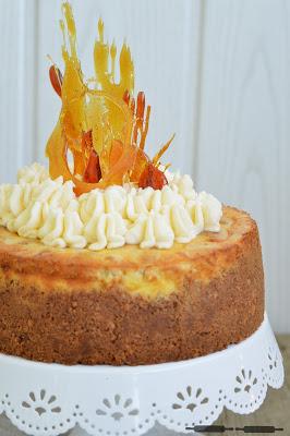 Butterkeks Cheesecake mit Karamell-Sahne Topping / Shortbread Cheesecake with Caramel Topping