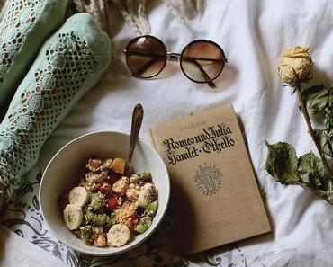 HELLO SUNDAY #19 { SILENCE, FRIENDS & OUTLANDER }