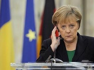 Niete in Nadelstreifen Nr.3 Unterkategorie Hosenanzug