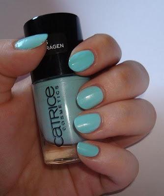 Catrice Nagellack 540 Am I Blue Or Green? swatch