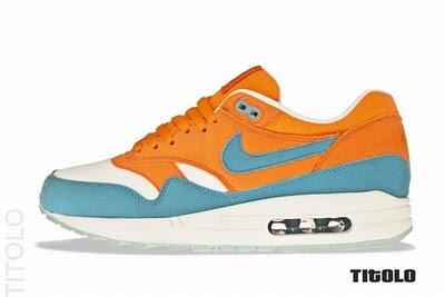 Nike Air Max 1 – Orange/Hellblau