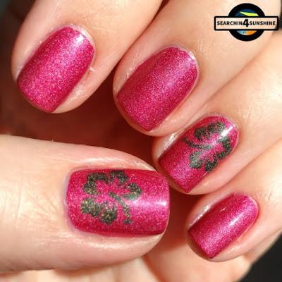 [Nails] Mädchenzeit 2.0 mit essence exit to EXPLORE nail polish 04 PINK PARROT