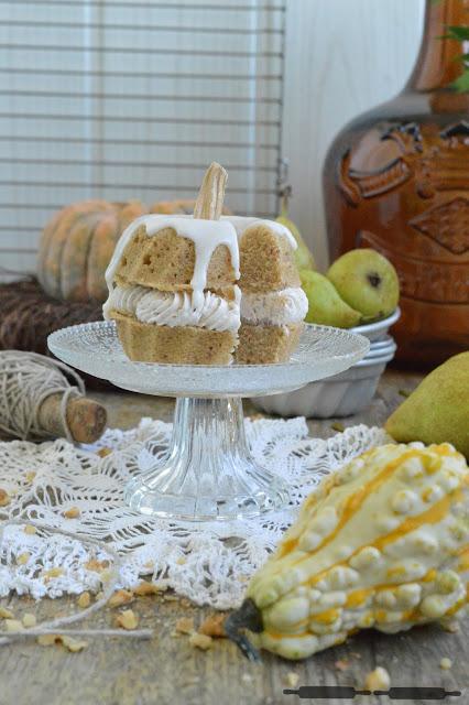 Birnen Gugelhupf in Kürbisoptik / Pear Bundt Cake